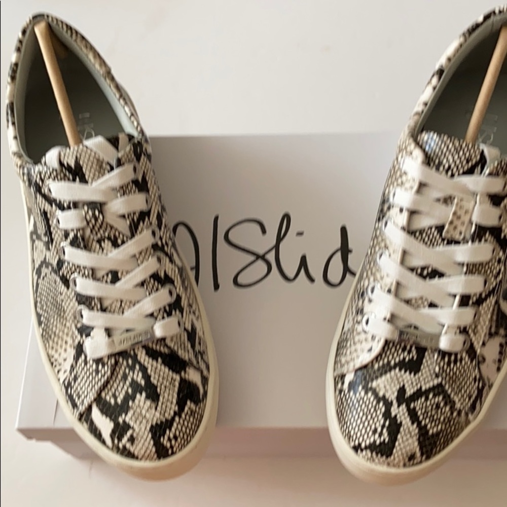 J Slides sneakers